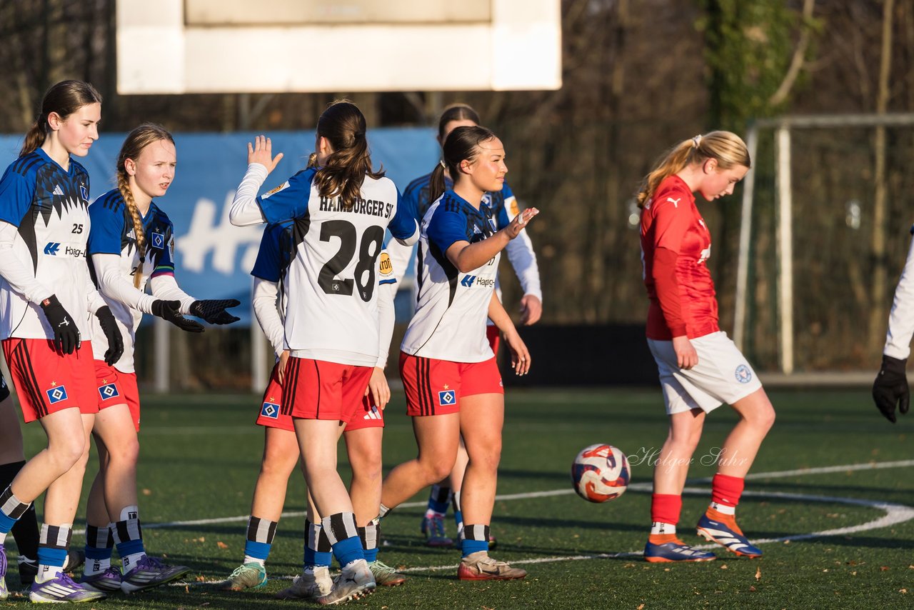 Bild 180 - wBJ Hamburger SV - Holstein Kiel : Ergebnis: 8:0